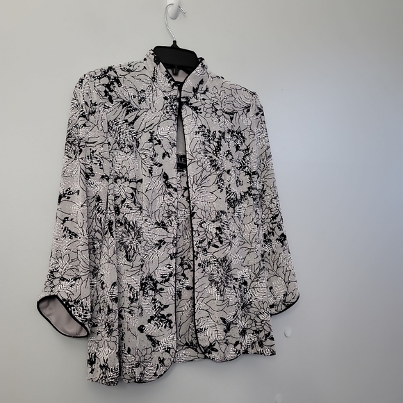 ALEX EVENINGS Women's Beaded Twin Set - Picture 6 of 12